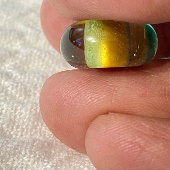 Trollbeads Green Rainbow Glass and Sterling Bead Retired 2012 - Picture 6 of 9